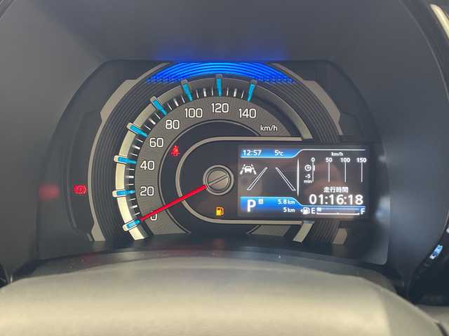 スズキ ハスラー HYBRID X 兵庫県 2025(令7)年 0.1千km クールカーキパールメタリック/ソフトベージュメタリック ・登録済未使用車/・純正9インチナビ/CD/DVD/TV/USB/Bluetooth/・全方位カメラ/・デュアルカメラブレーキサポート/・誤発進抑制機能/・後退時ブレーキサポート/・後方誤発進抑制機能/・リアパーキングセンサー/・車線逸脱警報機能/・車線逸脱抑制機能/・ふらつき警報/・先行車発進お知らせ機能/・アダプティブクルーズコントロール/・標識認識機能/・ハイビームアシスト/・前席シートヒーター/・LEDヘッドライト/・LEDフォグランプ/・スマートキー