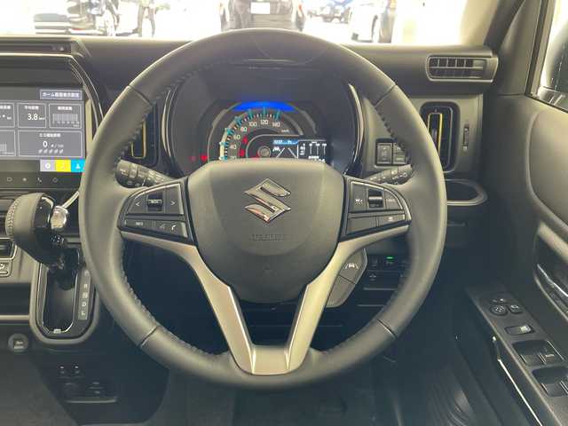 スズキ ハスラー HYBRID X 兵庫県 2025(令7)年 0.1千km クールカーキパールメタリック/ソフトベージュメタリック ・登録済未使用車/・純正9インチナビ/CD/DVD/TV/USB/Bluetooth/・全方位カメラ/・デュアルカメラブレーキサポート/・誤発進抑制機能/・後退時ブレーキサポート/・後方誤発進抑制機能/・リアパーキングセンサー/・車線逸脱警報機能/・車線逸脱抑制機能/・ふらつき警報/・先行車発進お知らせ機能/・アダプティブクルーズコントロール/・標識認識機能/・ハイビームアシスト/・前席シートヒーター/・LEDヘッドライト/・LEDフォグランプ/・スマートキー