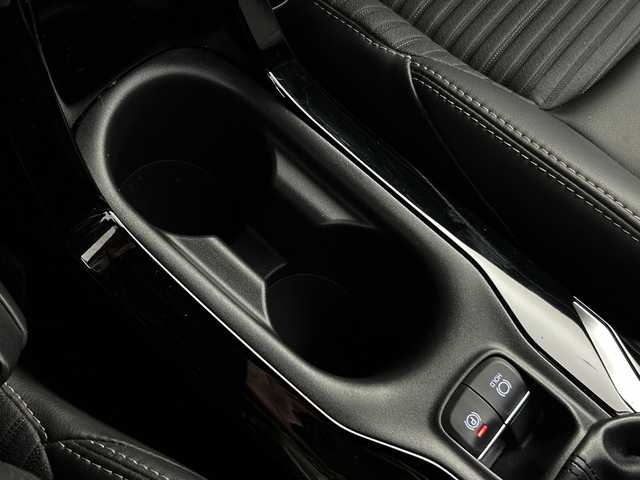 トヨタ カローラ スポーツ G スタイルパッケージ 愛知県 2020(令2)年 3.5万km アティチュードブラックマイカ 6速MT/純正8インチディスプレイオーディオ/(Bluetooth/FM/AM/CD/DVD/USB)/バックカメラ/トヨタセーフティセンス/・プリクラッシュセーフティ/・レーントレーシングアシスト/・オートマチックハイビーム/・レーダークルーズコントロール/ハーフレザーシート/純正15インチアルミホイール/プッシュスタート/スマートキー/LEDヘッドライト/オートライト/フォグランプ/電動パーキングブレーキ/ブレーキホールド/ISO FIX/純正フロアマット/ステアリングリモコン/純正フロアマット/電動格納ドアミラー