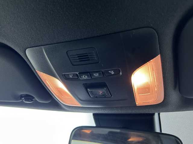 トヨタ カローラ スポーツ G スタイルパッケージ 愛知県 2020(令2)年 3.5万km アティチュードブラックマイカ 6速MT/純正8インチディスプレイオーディオ/(Bluetooth/FM/AM/CD/DVD/USB)/バックカメラ/トヨタセーフティセンス/・プリクラッシュセーフティ/・レーントレーシングアシスト/・オートマチックハイビーム/・レーダークルーズコントロール/ハーフレザーシート/純正15インチアルミホイール/プッシュスタート/スマートキー/LEDヘッドライト/オートライト/フォグランプ/電動パーキングブレーキ/ブレーキホールド/ISO FIX/純正フロアマット/ステアリングリモコン/純正フロアマット/電動格納ドアミラー