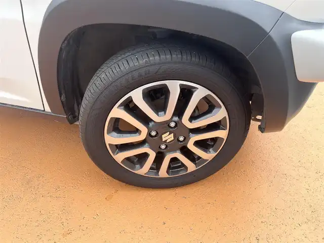 スズキ ハスラー Jスタイル Ⅲ 三重県 2018(平30)年 6.1万km パールⅡ デュアルカメラブレーキサポート/車線逸脱警報/誤発進抑制機能/HIDヘッドランプ/オートライト/HUSTLERスモークロゴ/スモークメッキフロントグリル/ブラックルーフ/ルーフレール/ルーフ同色ドアミラー/15インチ6本ツインスポークアルミホイール/革巻きステアリング/ナノイー機能付きオートエアコン/ブラウン合皮/ネイビーファブリックコンビシート/シートヒーター/ネイビーインパネ加飾