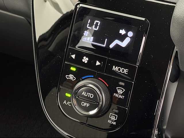 トヨタ パッソ モーダ 宮城県 2018(平30)年 1.7万km プラムブラウンパールクリスタルシャイン ワンオーナー/スマートアシストIII	/・衝突回避支援ブレーキ機能	/・車線逸脱警報機能	/・オートハイビーム（ＡＨＢ）	/・コーナーセンサー	/バックカメラ/純正ナビ/・BT.SD.CD.DVD/フルセグTV/ビルトインETC/LEDヘッドライト/LEDフォグランプ/ステアリングスイッチ/アイドリングストップ/横滑り防止装置/プッシュスタート/スマートキー/純正フロアマット/ドアバイザー/純正ホイールキャップ/トノカバー