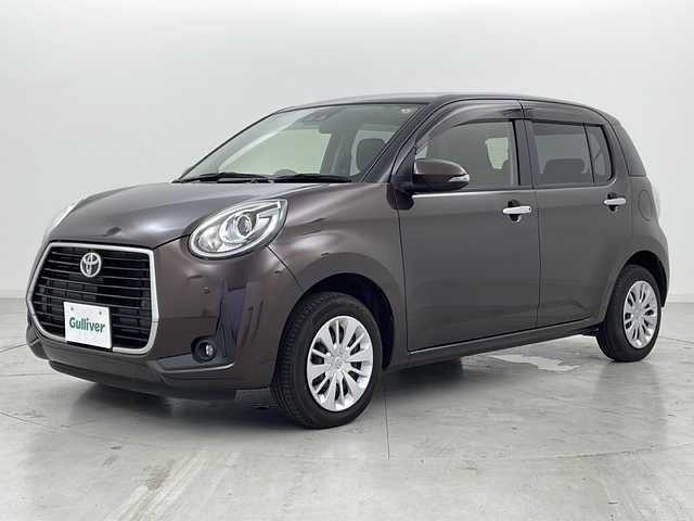 トヨタ パッソ モーダ 宮城県 2018(平30)年 1.7万km プラムブラウンパールクリスタルシャイン ワンオーナー/スマートアシストIII	/・衝突回避支援ブレーキ機能	/・車線逸脱警報機能	/・オートハイビーム（ＡＨＢ）	/・コーナーセンサー	/バックカメラ/純正ナビ/・BT.SD.CD.DVD/フルセグTV/ビルトインETC/LEDヘッドライト/LEDフォグランプ/ステアリングスイッチ/アイドリングストップ/横滑り防止装置/プッシュスタート/スマートキー/純正フロアマット/ドアバイザー/純正ホイールキャップ/トノカバー