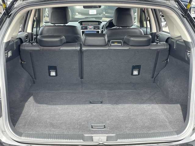 スバル レヴォーグ 1．6GT アイサイト Sスタイル 道央・札幌 2016(平28)年 7.7万km クリスタルブラックシリカ ４WD/純正ディーラーOPナビ/CD/DVD/BT/フルセグ/アイサイト/衝突被害軽減ブレーキ/横滑り防止装置/レーダークルーズコントロール/ヒルスタートアシスト/レーンキープアシスト/バックカメラ/ビルトインETC/ドライブレコーダー/アイドリングストップ/SI-DRIVE/D席シートヒーター/ハーフレザーシート/革巻きステアリング/ステアリングリモコン/パドルシフト/電動パーキング/プッシュスタート/スマートキー/LEDヘッドライト/オートライト/フォグランプ/電動格納ミラー/ウィンカーミラー/純正フロアマット/ドアバイザー