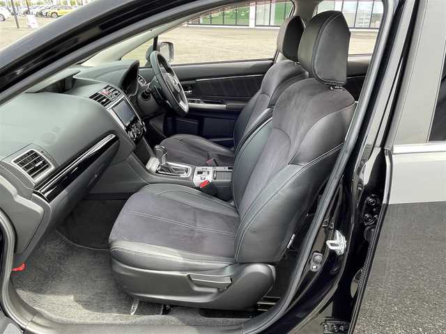 スバル レヴォーグ 1．6GT アイサイト Sスタイル 道央・札幌 2016(平28)年 7.7万km クリスタルブラックシリカ ４WD/純正ディーラーOPナビ/CD/DVD/BT/フルセグ/アイサイト/衝突被害軽減ブレーキ/横滑り防止装置/レーダークルーズコントロール/ヒルスタートアシスト/レーンキープアシスト/バックカメラ/ビルトインETC/ドライブレコーダー/アイドリングストップ/SI-DRIVE/D席シートヒーター/ハーフレザーシート/革巻きステアリング/ステアリングリモコン/パドルシフト/電動パーキング/プッシュスタート/スマートキー/LEDヘッドライト/オートライト/フォグランプ/電動格納ミラー/ウィンカーミラー/純正フロアマット/ドアバイザー