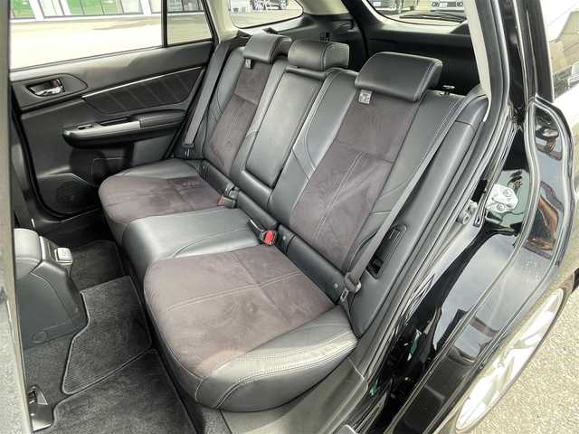 スバル レヴォーグ 1．6GT アイサイト Sスタイル 道央・札幌 2016(平28)年 7.7万km クリスタルブラックシリカ ４WD/純正ディーラーOPナビ/CD/DVD/BT/フルセグ/アイサイト/衝突被害軽減ブレーキ/横滑り防止装置/レーダークルーズコントロール/ヒルスタートアシスト/レーンキープアシスト/バックカメラ/ビルトインETC/ドライブレコーダー/アイドリングストップ/SI-DRIVE/D席シートヒーター/ハーフレザーシート/革巻きステアリング/ステアリングリモコン/パドルシフト/電動パーキング/プッシュスタート/スマートキー/LEDヘッドライト/オートライト/フォグランプ/電動格納ミラー/ウィンカーミラー/純正フロアマット/ドアバイザー