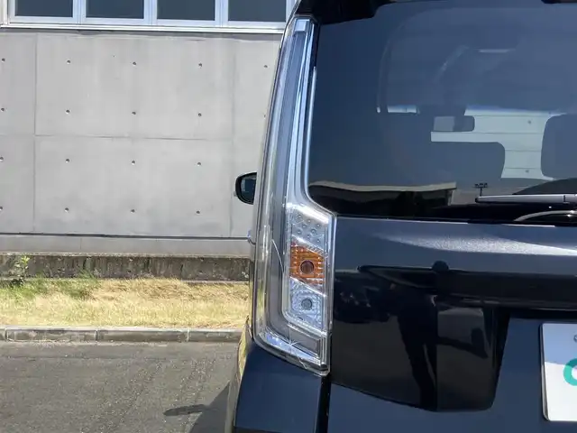 ダイハツ ムーヴ カスタム RS ハイパー SAⅢ 静岡県 2018(平30)年 5.6万km ブラックマイカメタリック スマートアシスト/社外後席モニター2個/社外メモリーナビ/　　ラジオ DVD CD Bluetooth SD USB/LEDオートヘッドライト/ハーフレザーシート/シートヒーター/クリアランスソナー/純正15インチアルミホイール/アイドリングストップ/スマートキー＆プッシュスタート/ターボ/オーバーヘッドコンソール/フルセグＴＶ/バックモニター