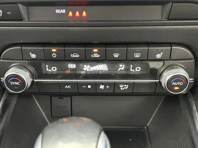 マツダ ＣＸ－５ XD ブラックトーンエディション 熊本県 2021(令3)年 7万km ポリメタルグレーM 純正ナビ(Bluetooth・フルセグTV）/全周囲カメラ/ETC2.0/前後ドライブレコーダー/レーダークルーズコントロール/前後クリアランスソナー/前席シートヒーター/ステアリングヒーター/運転席パワーシート/衝突軽減ブレーキ/レーンキープアシスト/ブラインドスポットモニター/速度標識警報/車間認知システム/車線逸脱警報/横滑り防止/アイドリングストップ/パワーバックドア/ハーフレザーシート/オートライト/LEDヘッドライト/フォグライト/純正アルミホイール/純正フロアマット/スマートキー/プッシュスタート/保証書/取扱説明書