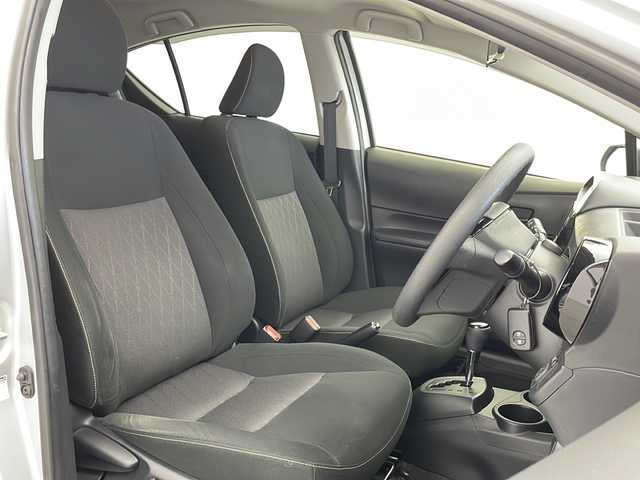 トヨタ アクア S スタイルブラック 宮城県 2020(令2)年 1.5万km シルバーM 純正SDナビ（NSZT-W68T）/　（Bluetooth/radio/フルセグTV/SD/CD）/全方位カメラ/前席シートヒーター/純正フロアマット/社外ホイール（スタッドレスタイヤ4本）/オートライト/オートマチックハイビーム/プッシュスタート/スマートキー/LEDフォグランプ/LEDヘッドライト/ドライブレコーダー前後/ABS/横滑り防止装置/衝突被害軽減システム/盗難防止装置/レーンキープアシスト/トヨタセーフティセンス