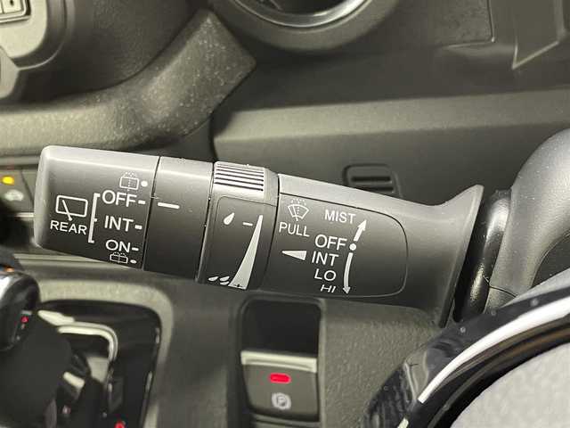 ホンダ Ｎ ＢＯＸ カスタム コーディネートスタイル 埼玉県 2024(令6)年 0.3万km プラチナホワイトパール 純正８型ナビ　ＶＸＭ－２４５ＺＦＥｉ　フルセグ　ＢＴ　アダプティブクルーズコントロール　前席シートヒーター　バックカメラ　ＥＴＣ　両側電動スライド　純正フロアマット　前後パーキングセンサーシステム