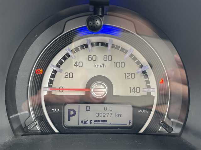 スズキ ハスラー G 福岡県 2019(平31)年 4万km シフォンアイボリーM スズキセーフティサポート/横滑り防止/盗難防止/ドラレコ/エアバッグ/SDナビ/BT/ワンセグTV/SDミュージックサーバー/iPad/CDチェンジャー/純正アルミホイール/社外フロアマット/プッシュスタート/スマートキー/オートライト/シートヒーター/ベンチシート/12Vソケット/USB