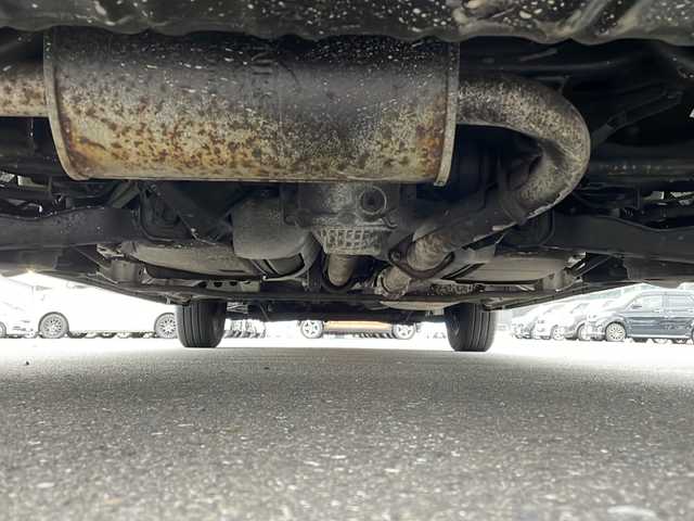 日産 セレナ ハイウェイスター Vセレクション 岩手県 2012(平24)年 2.4万km スーパーブラック 純正HDDナビ/AM/FM/CD/DVD/Bluetooth/フルセグTV/バックカメラ/ビルトインETC/両側パワースライドドア/フリップダウンモニター(ALPINE)/クルーズコントロール/横滑り防止装置/コーナーセンサー/アイドリングストップ/オートライト/キセノンヘッドライト/フォグランプ/スマートキー/プッシュスタート/電動格納ミラー/純正15インチAW/純正スタッドレスAW・社外スペアタイヤ車載/純正フロアマット/ドアバイザー/保証書/取扱説明書