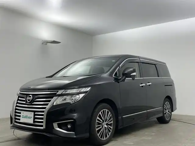 日産 エルグランド 250ハイウェイスターS 岡山県 2018(平30)年 5.4万km ファントムブラック 純正メモリーナビ/・FM/AM/Bluetooth/フルセグ/CD/ハーフレザーシート/両側パワースライドドア/前方ドライブレコーダー/ETC/ステアリングスイッチ/18インチ純正アルミ/フロアマット/ドアバイザー/LEDヘッドライト/フォグライト/ISOFIX/後席サンシェイド/ステアリングスイッチ/チルトステアリング/シートリフター/ウインカーミラー/ドアバイザー/スマートキー2本/取扱説明書/ナビ説明書