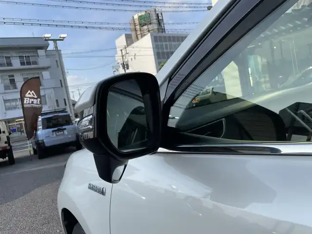 トヨタ ハリアー ハイブリッド プレミアム 福島県 2017(平29)年 5.1万km ホワイトパールクリスタルシャイン メモリナビ/フルセグテレビ/バックカメラ/クルーズコントロール/ドアバイザー/プッシュスタート/ETC2.0/HID/フォグランプ/ムーンルーフ/運転席パワーシート/前方ドラレコ