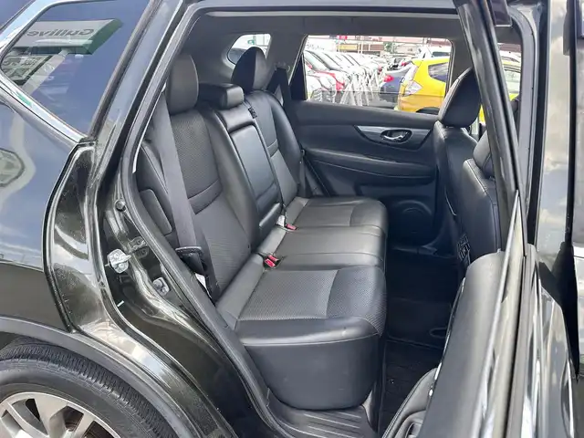 日産 エクストレイル 20Xtt エマージェンシーブレーキ 宮城県 2017(平29)年 5.2万km チタニウムカーキ エマージェンシーブレーキ/車線逸脱警報/踏み間違い衝突防止アシスト/コーナーセンサー/インテリジェントパーキングアシスト/アラウンドビューモニター/メーカーナビ/・CD/DVD/・Bluetooth/・フルセグTV/ビルトインETC/GPSレーダー探知機（GWR81sd）/電動リアゲート/シートヒーター/革巻きステアリング/クルーズコントロール/ステアリングスイッチ/LEDヘッドランプ/フォグランプ/オートライト/スマートキー＆プッシュスタート/電動格納ミラー/純正18インチAW/純正ドアバイザー/純正フロアマット/Wエアバッグ
