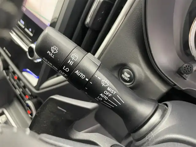 スバル フォレスター ハイブリッド アドバンス 富山県 2019(令1)年 4.5万km クリスタルホワイトP 純正メモリナビ /フルセグ/DVD/Bluetooth/バックカメラ/ETC/ドラレコ /アイサイト/LED/BSM/ステアリングヒーター/デジタルインナーミラー/パワーシート /シートヒーター /パワーバックドア /ルーフレール/パドルシフト
