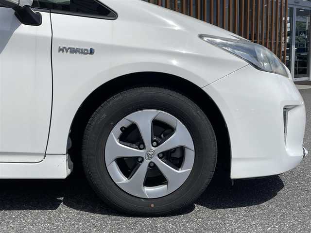 トヨタ プリウス S 千葉県 2012(平24)年 9.4万km スーパーホワイトⅡ (株)IDOMが運営する【じしゃロン八千代店】の自社ローン対象車両になります。こちらは現金またはオートローンご利用時の価格です。自社ローンご希望の方は別途その旨お申付け下さい/純正ナビ（CD・BT接続可）/ワンセグテレビ/ETC/バックカメラ/HID