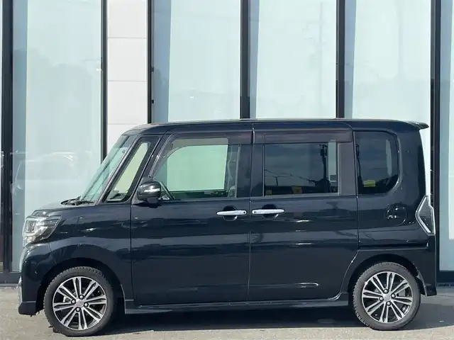 ダイハツ タント カスタム RS トップED SA Ⅲ 大阪府 2017(平29)年 2.4万km ブラックマイカメタリック 社外ナビ/   フルセグTV/CD/DVD/Bluetooth/USB　　/バックカメラ/衝突軽減ブレーキ/リアコーナーセンサー　/両側パワースライドドア　　/前方ドライブレコーダー　/純正フロアマット　/両側パワースライドドア　/シートヒーター（運転席/オートマチックハイビーム　/ハーフレザーシート　/純正１５インチアルミホイール/ＥＴＣ/LEDヘッドライト/禁煙車