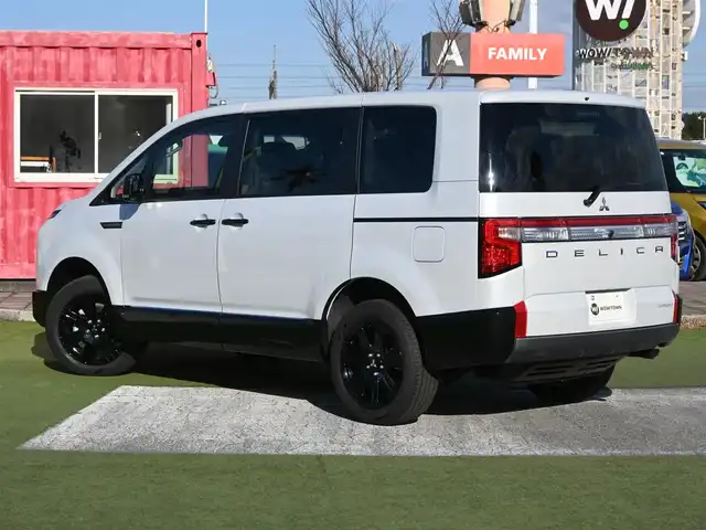 三菱 デリカＤ：５ シャモニー 千葉県 2025(令7)年 0.1千km 白 パートタイム4WD/e-Assist/ALPINE12.8型フリップダウンモニター/D:5専用11型ナビ/　CD/DVD/Bluetooth/フルセグTV/全周囲カメラ/両側パワースライドドア/パワーバックドア/レーダークルーズコントロール/LEDオートライト/ハーフレザーシート/シートヒーター/パワーシート/純正18インチアルミホイール/パドルシフト/レーンキープアシスト/ステアリングヒーター/ステアリングリモコン/スマートキー