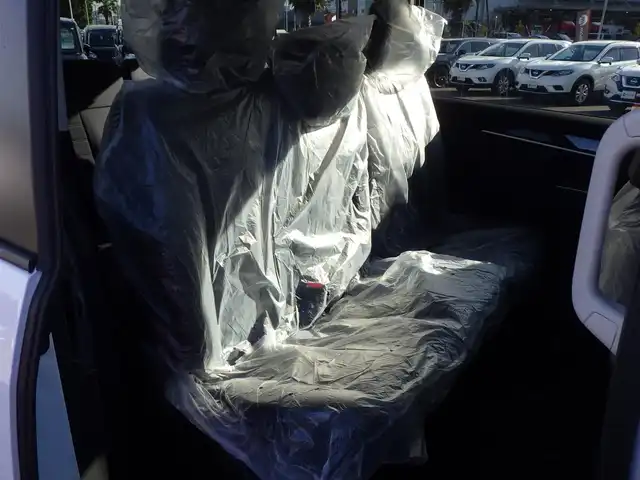 三菱 デリカＤ：５ シャモニー 千葉県 2025(令7)年 0.1千km 白 パートタイム4WD/e-Assist/ALPINE12.8型フリップダウンモニター/D:5専用11型ナビ/　CD/DVD/Bluetooth/フルセグTV/全周囲カメラ/両側パワースライドドア/パワーバックドア/レーダークルーズコントロール/LEDオートライト/ハーフレザーシート/シートヒーター/パワーシート/純正18インチアルミホイール/パドルシフト/レーンキープアシスト/ステアリングヒーター/ステアリングリモコン/スマートキー