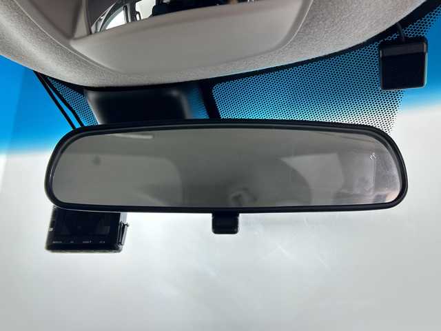 ホンダ フリード＋ ハイブリット G ブラックスタイル 佐賀県 2022(令4)年 3.4万km プラチナホワイトパール 純正11.4インチナビ/フルセグ/Bluetooth/CD/ＤＶＤ/ホンダセンシング/アダプティブ・クルーズ・コントロール/車線維持支援システム（LKAS）/衝突軽減ブレーキ（CMBS）/歩行者検知機能/誤発進抑制機能（前進）/路外逸脱抑制機能/先行車発進お知らせ機能/標識認識機能/ステアリングスイッチ　/ＥＴＣ　/レーンキープアシスト　/プリクラッシュセーフティ　/オートライト　/シートヒーター　/ドライブレコーダー　/純正１５インチアルミ　/ＵＳＢポート　/スマートキー　/プッシュスタート/両側パワースライドドア