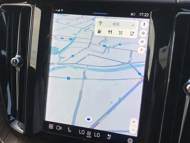 ボルボ ボルボ ＸＣ６０ アルティメット B5 AWD 熊本県 2022(令4)年 3.7万km クリスタルホワイトP ・スマートキー/・プッシュスタート/・パノラマサンルーフ /・Pilot Assist/・レーンキーピングアシスト/・ロードサインインフォメーション/・前車発進通知/・衝突回避/・パークアシスト/・クロストラフィックアラート/・ブラインドスポットモニター/・オートハイビーム/・クルーズコントロール(追従式)/・茶革シート/・前席パワーシート/・前席エアシート /・全席シートヒーター /・ハンドルヒーター /・純正メモリナビ/　【Bluetooth・USB・AppleCarPlay・AndroidAuto】/・harman/kardonサウンドシステム/・全方位カメラ/・ETC/・ワイヤレス充電/・ドライブレコーダー(前後録画)/・パワーバックドア/・LEDヘッドランプ/・LEDフォグランプ/・純正マット/・保証書/取説