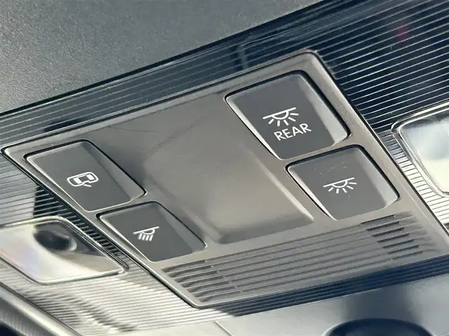フォルクスワーゲン ゴルフ ＧＴＩ パフォーマンス 福岡県 2014(平26)年 9.4万km ピュアホワイト 純正ナビ(フルセグ/CD/DVD/BT)ETCアイドリングストップ純正LEDヘッドライト純正18インチAW純正フロアマット横滑り防止装置スペアキー取扱説明書保証書