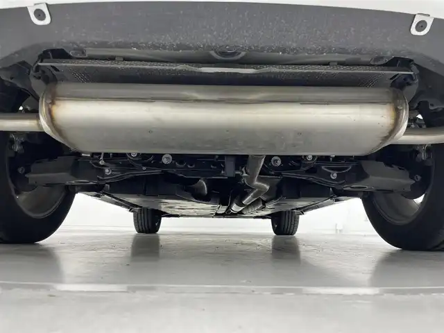 トヨタ ハリアー Z レザーパッケージ 茨城県 2024(令6)年 0.8万km プラチナホワイトパールマイカ 純正12.3型ナビ/全周囲カメラ/フルセグ/モデリスタエアロ/HUD/衝突被害軽減ブレーキ/車線逸脱抑制装置/レーダークルーズコントロール/オートマチックハイビーム/クリアランスソナー/BSM/ETC2.0/デジタルインナーミラー（ドラレコ機能）/黒革シート/シートヒーター/ベンチレーション/ステアリングヒーター/純正19インチAW/LEDヘッドライト/スマートキー