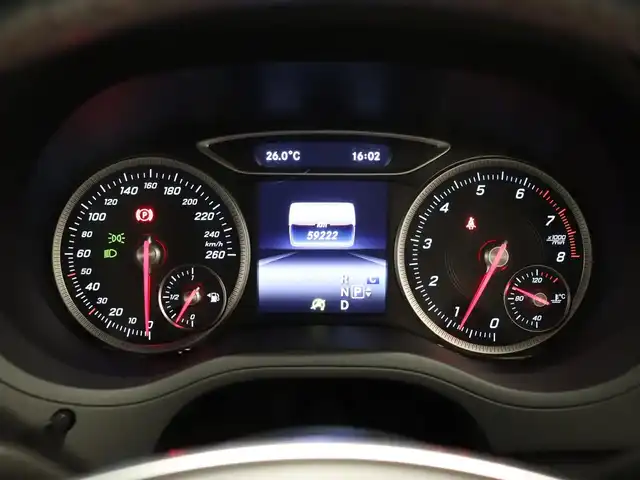 メルセデス・ベンツ Ｂ１８０ スポーツ 静岡県 2017(平29)年 6万km コスモスブラック 衝突軽減ブレーキ　/ＡＣＣ　/純正ナビＴＶ　/ＬＥＤ　/半革　/ＥＴＣ　/パドルシフト/アイドリングストップ　/ＣａｒＰｌａｙ　/純正１８ＡＷ　/パワーシート／ヒーター／メモリ　/社外レーダー　/ＢＳＭ　/ＬＫＡ