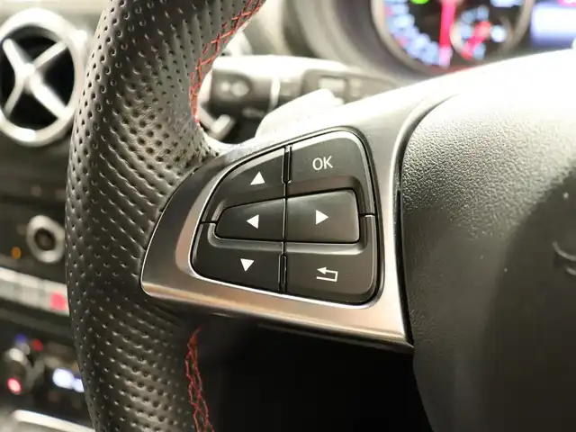 メルセデス・ベンツ Ｂ１８０ スポーツ 静岡県 2017(平29)年 6万km コスモスブラック 衝突軽減ブレーキ　/ＡＣＣ　/純正ナビＴＶ　/ＬＥＤ　/半革　/ＥＴＣ　/パドルシフト/アイドリングストップ　/ＣａｒＰｌａｙ　/純正１８ＡＷ　/パワーシート／ヒーター／メモリ　/社外レーダー　/ＢＳＭ　/ＬＫＡ