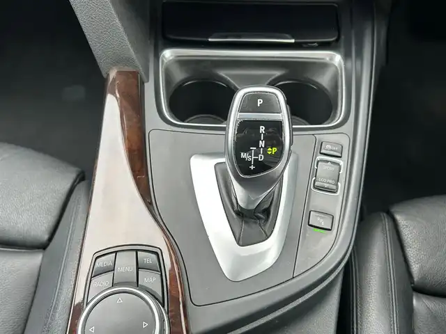 ＢＭＷ ４３５ｉ グランクーペ 岐阜県 2014(平26)年 9.4万km 黒 登録時走行距離：93247km/純正メーカーナビ/バックカメラ/テレビ・Bluetooth・USB/レーダークルーズコントロール/レーンキープアシスト/レザーシート/シートヒーター/コーナーセンサー/パーキングアシスト/LEDヘッドライト/オートライト/純正19インチアルミホイール/スマートキー