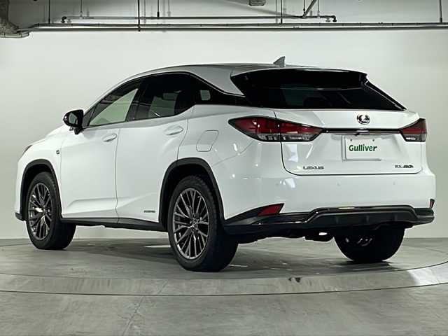 レクサス ＲＸ 450h Fスポーツ 広島県 2021(令3)年 7.2万km ホワイトノーヴァガラスフレーク 純正ナビ/Bluetooth/CD/DVD/USB/Miracast/フルセグTV/パノラミックビューモニター/ビルドインETC2.0/赤革シート/メモリーシート/パワーシート/シートヒーター/シートベンチレーション/ステアリングヒーター/ステアリングスイッチ/パドルシフト/パワーバックドア/レーダークルーズコントロール/BSM/HUD/三眼LEDオートライト/オートハイビーム/プリクラッシュセーフティー/シーケンシャルウインカー/フォグランプ/純正20インチアルミホイール/純正フロアマット/横滑り防止装置/レーンキープアシスト/スマートキー/プッシュスタート