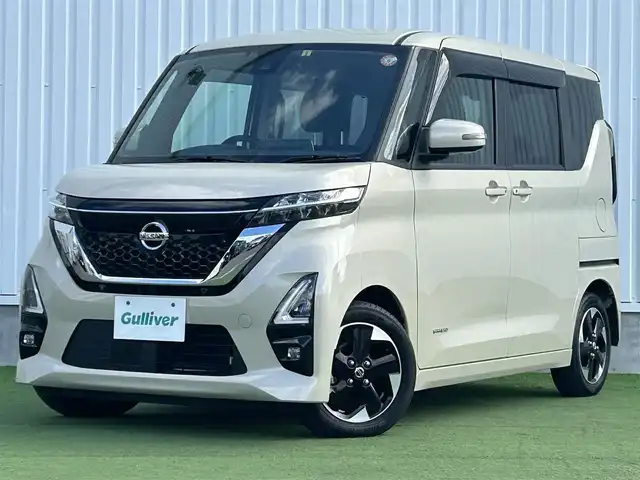 日産 ルークス ハイウェイスター X 香川県 2023(令5)年 1万km フローズンバニラパール 純正SDナビゲーション/→フルセグTV/アラウンドビューモニター　/両側パワースライドドア　/クリアランスソナー（前後）　/エマージェンシーブレーキ（衝突回避）/踏み間違い衝突防止アシスト/SOSコール（ヘルプネット）　/インテリジェントＬＩ（車線逸脱防止支援システム）」/インテリジェントＬＤＷ（車線逸脱警報）/先進ライト（対向車・先行車を照射しないハイビーム調整）　/LEDオートライト/フォグランプ/オートハイビーム/後席サーキュレーター　/ＥＴＣ　/ドライブレコーダー/ステアリングリモコン/純正14インチアルミホイール/純正フロアマット/スマートキー