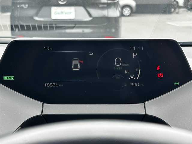 トヨタ プリウス G 滋賀県 2024(令6)年 1.9万km アティチュードブラックマイカ 純正8インチナビ/Bluetooth/USB/ミラーリング/フルセグTV/フルモデリスタエアロ/追従クルーズコントロール/フロント/サイド/バックカメラ/シートヒーター/純正19インチアルミホイール/LEDヘッドライト/オートライト/オートハイビーム/前後ドライブレコーダー/ETC2.0