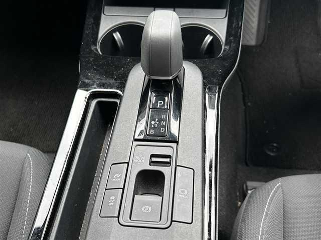 トヨタ プリウス G 滋賀県 2024(令6)年 1.9万km アティチュードブラックマイカ 純正8インチナビ/Bluetooth/USB/ミラーリング/フルセグTV/フルモデリスタエアロ/追従クルーズコントロール/フロント/サイド/バックカメラ/シートヒーター/純正19インチアルミホイール/LEDヘッドライト/オートライト/オートハイビーム/前後ドライブレコーダー/ETC2.0