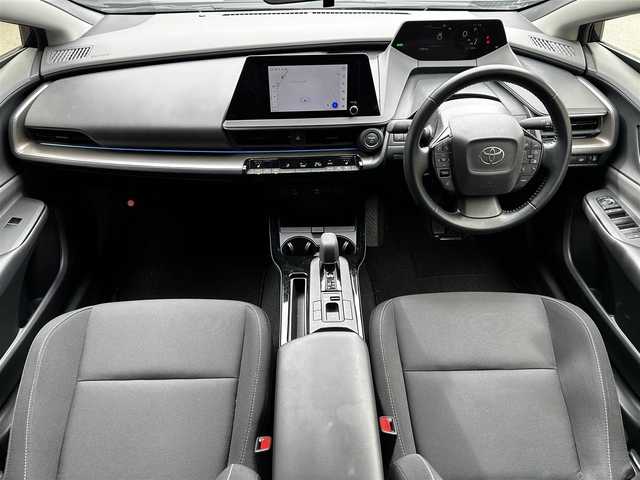 トヨタ プリウス G 滋賀県 2024(令6)年 1.9万km アティチュードブラックマイカ 純正8インチナビ/Bluetooth/USB/ミラーリング/フルセグTV/フルモデリスタエアロ/追従クルーズコントロール/フロント/サイド/バックカメラ/シートヒーター/純正19インチアルミホイール/LEDヘッドライト/オートライト/オートハイビーム/前後ドライブレコーダー/ETC2.0