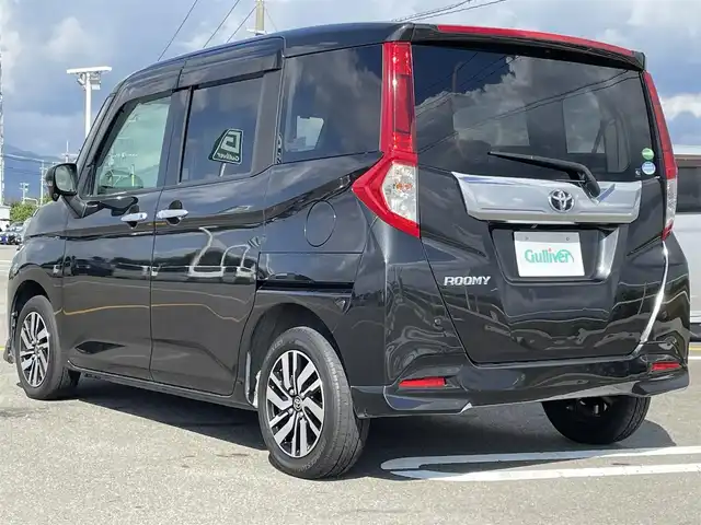 トヨタ ルーミー カスタムG S 佐賀県 2018(平30)年 6.8万km ブラックマイカメタリック 純正9インチSDナビゲーション/・フルセグTV/CD/DVD/SD/Bluetooth/バックカメラ/ビルトインETC/両側パワースライドドア/後席サンシェード/ISOFIX対応/革巻きステアリング/ステアリングリモコン/純正14インチアルミホイール/純正LEDヘッドライト/純正LEDフォグランプ/純正フロアマット/純正ドアバイザ―/新車保証書/取扱説明書/スペアキー１本/クルーズコントロール/先行車発進お知らせ機能/プリクラッシュセーフティ/車線逸脱警報機能