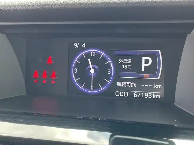 トヨタ ルーミー カスタムG S 佐賀県 2018(平30)年 6.8万km ブラックマイカメタリック 純正9インチSDナビゲーション/・フルセグTV/CD/DVD/SD/Bluetooth/バックカメラ/ビルトインETC/両側パワースライドドア/後席サンシェード/ISOFIX対応/革巻きステアリング/ステアリングリモコン/純正14インチアルミホイール/純正LEDヘッドライト/純正LEDフォグランプ/純正フロアマット/純正ドアバイザ―/新車保証書/取扱説明書/スペアキー１本/クルーズコントロール/先行車発進お知らせ機能/プリクラッシュセーフティ/車線逸脱警報機能