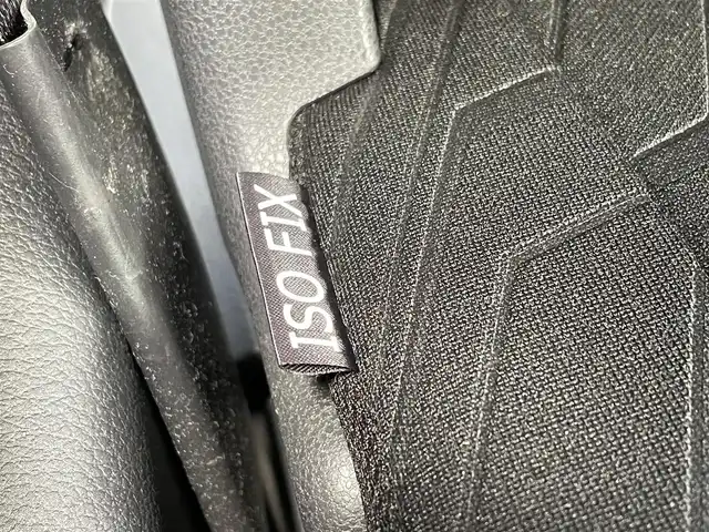 トヨタ ルーミー カスタムG S 佐賀県 2018(平30)年 6.8万km ブラックマイカメタリック 純正9インチSDナビゲーション/・フルセグTV/CD/DVD/SD/Bluetooth/バックカメラ/ビルトインETC/両側パワースライドドア/後席サンシェード/ISOFIX対応/革巻きステアリング/ステアリングリモコン/純正14インチアルミホイール/純正LEDヘッドライト/純正LEDフォグランプ/純正フロアマット/純正ドアバイザ―/新車保証書/取扱説明書/スペアキー１本/クルーズコントロール/先行車発進お知らせ機能/プリクラッシュセーフティ/車線逸脱警報機能