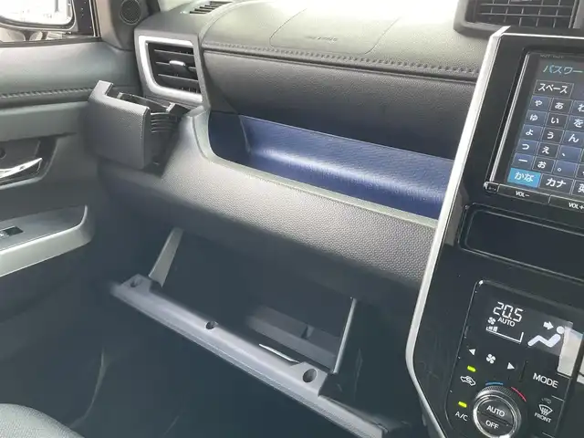 トヨタ ルーミー カスタムG S 佐賀県 2018(平30)年 6.8万km ブラックマイカメタリック 純正9インチSDナビゲーション/・フルセグTV/CD/DVD/SD/Bluetooth/バックカメラ/ビルトインETC/両側パワースライドドア/後席サンシェード/ISOFIX対応/革巻きステアリング/ステアリングリモコン/純正14インチアルミホイール/純正LEDヘッドライト/純正LEDフォグランプ/純正フロアマット/純正ドアバイザ―/新車保証書/取扱説明書/スペアキー１本/クルーズコントロール/先行車発進お知らせ機能/プリクラッシュセーフティ/車線逸脱警報機能