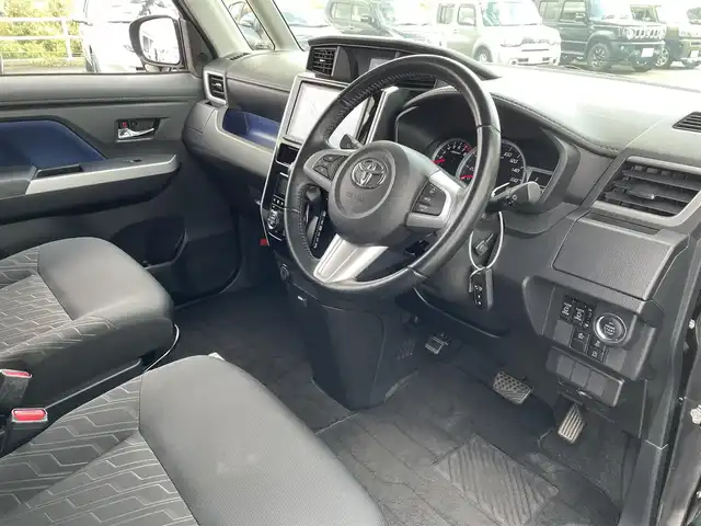 トヨタ ルーミー カスタムG S 佐賀県 2018(平30)年 6.8万km ブラックマイカメタリック 純正9インチSDナビゲーション/・フルセグTV/CD/DVD/SD/Bluetooth/バックカメラ/ビルトインETC/両側パワースライドドア/後席サンシェード/ISOFIX対応/革巻きステアリング/ステアリングリモコン/純正14インチアルミホイール/純正LEDヘッドライト/純正LEDフォグランプ/純正フロアマット/純正ドアバイザ―/新車保証書/取扱説明書/スペアキー１本/クルーズコントロール/先行車発進お知らせ機能/プリクラッシュセーフティ/車線逸脱警報機能