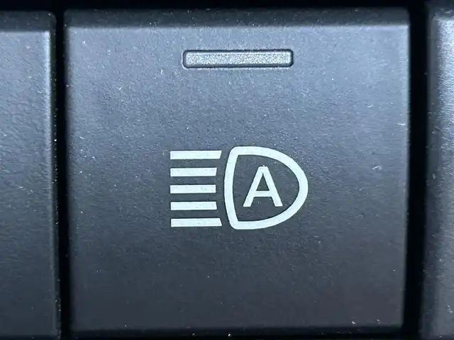 トヨタ ハリアー ハイブリッド Z レザーパッケージ 岡山県 2020(令2)年 10.3万km プレシャスブラックパール 登録時走行距離102731km/JBLプレミアムサウンド/純正12.3インチナビ/フルセグTV（AM/FM/Bluetooth）/バックカメラ/ビルトインETC2.0/デジタルインナーミラー/ドライブレコーダー/トヨタセーフティセンス/・ブラインドスポットモニター/・レーントレーシングアシスト/・レーダークルーズコントロール/・オートマチックハイビーム/・プリクラッシュセーフティシステム/パワーバックドア/D/N席シートヒーター/ステアリングヒーター/D/N席ベンチレーション/D/N席パワーシート/19インチ純正AW/純正フロアマット