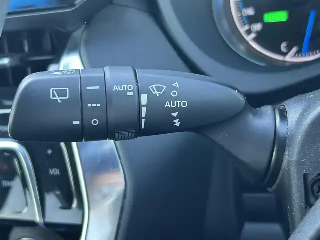 トヨタ ハリアー ハイブリッド Z レザーパッケージ 岡山県 2020(令2)年 10.3万km プレシャスブラックパール 登録時走行距離102731km/JBLプレミアムサウンド/純正12.3インチナビ/フルセグTV（AM/FM/Bluetooth）/バックカメラ/ビルトインETC2.0/デジタルインナーミラー/ドライブレコーダー/トヨタセーフティセンス/・ブラインドスポットモニター/・レーントレーシングアシスト/・レーダークルーズコントロール/・オートマチックハイビーム/・プリクラッシュセーフティシステム/パワーバックドア/D/N席シートヒーター/ステアリングヒーター/D/N席ベンチレーション/D/N席パワーシート/19インチ純正AW/純正フロアマット