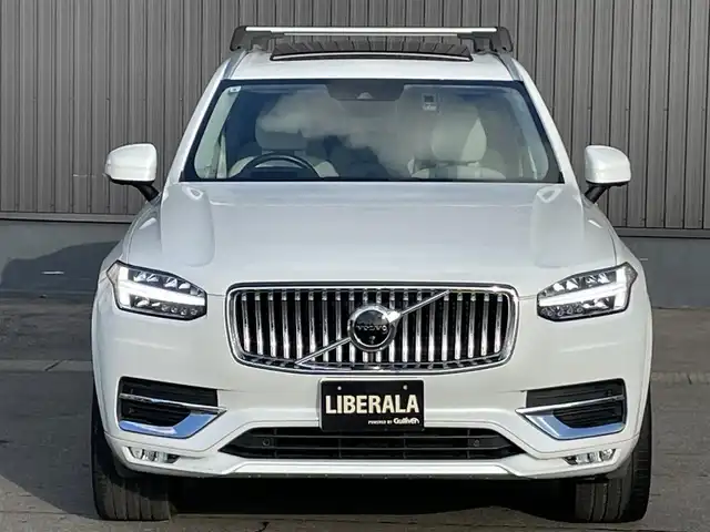 ボルボ ＸＣ９０ B6 AWD インスクリプション 青森県 2021(令3)年 2.7万km クリスタルホワイトP 純正ナビ/(フルセグTV/Bluetooth/AM/FM)/Apple CarPlay/Bowers & Wilkins スピーカー/ブロンドレザーシート/ステアリングヒーター/全席シートヒーター/前席ベンチレーション/前後ドライブレコーダー/純正アルミホイール　20インチ/パノラマサンルーフ/全方位カメラ/ETC/前後コーナーセンサー/オートライト/スマートキー