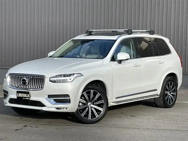 ボルボ ＸＣ９０ B6 AWD インスクリプション 青森県 2021(令3)年 2.7万km クリスタルホワイトP 純正ナビ/(フルセグTV/Bluetooth/AM/FM)/Apple CarPlay/Bowers & Wilkins スピーカー/ブロンドレザーシート/ステアリングヒーター/全席シートヒーター/前席ベンチレーション/前後ドライブレコーダー/純正アルミホイール　20インチ/パノラマサンルーフ/全方位カメラ/ETC/前後コーナーセンサー/オートライト/スマートキー