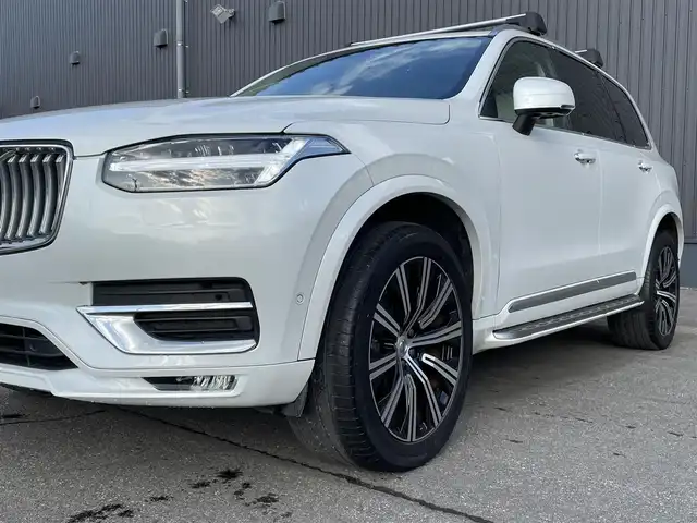 ボルボ ＸＣ９０ B6 AWD インスクリプション 青森県 2021(令3)年 2.7万km クリスタルホワイトP 純正ナビ/(フルセグTV/Bluetooth/AM/FM)/Apple CarPlay/Bowers & Wilkins スピーカー/ブロンドレザーシート/ステアリングヒーター/全席シートヒーター/前席ベンチレーション/前後ドライブレコーダー/純正アルミホイール　20インチ/パノラマサンルーフ/全方位カメラ/ETC/前後コーナーセンサー/オートライト/スマートキー