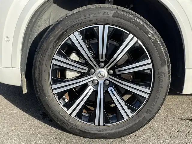 ボルボ ＸＣ９０ B6 AWD インスクリプション 青森県 2021(令3)年 2.7万km クリスタルホワイトP 純正ナビ/(フルセグTV/Bluetooth/AM/FM)/Apple CarPlay/Bowers & Wilkins スピーカー/ブロンドレザーシート/ステアリングヒーター/全席シートヒーター/前席ベンチレーション/前後ドライブレコーダー/純正アルミホイール　20インチ/パノラマサンルーフ/全方位カメラ/ETC/前後コーナーセンサー/オートライト/スマートキー