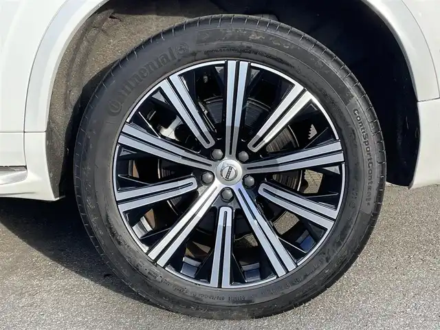 ボルボ ＸＣ９０ B6 AWD インスクリプション 青森県 2021(令3)年 2.7万km クリスタルホワイトP 純正ナビ/(フルセグTV/Bluetooth/AM/FM)/Apple CarPlay/Bowers & Wilkins スピーカー/ブロンドレザーシート/ステアリングヒーター/全席シートヒーター/前席ベンチレーション/前後ドライブレコーダー/純正アルミホイール　20インチ/パノラマサンルーフ/全方位カメラ/ETC/前後コーナーセンサー/オートライト/スマートキー