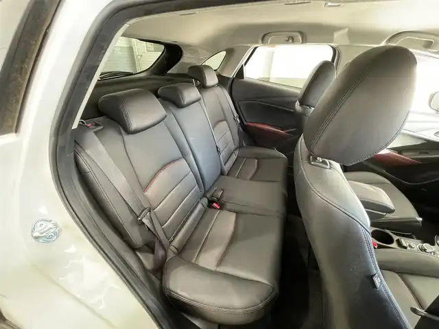 マツダ ＣＸ－３ XD ツーリング 岐阜県 2015(平27)年 5.9万km クリスタルホワイトパールマイカ ヘッドアップディスプレイ　/ブラインドスポットモニター　/ＢＯＳＥプレミアムサウンド　/ハーフレザーシート/純正ナビ（フルセグ・Ｂｌｕｅｔｏｏｔｈ・ＣＤ・ＤＶＤ）　/バックカメラ　/ＬＥＤヘッドライト　/アルミペダル　/スマートキー２/保証書/取扱説明書/ナビ取扱説明書