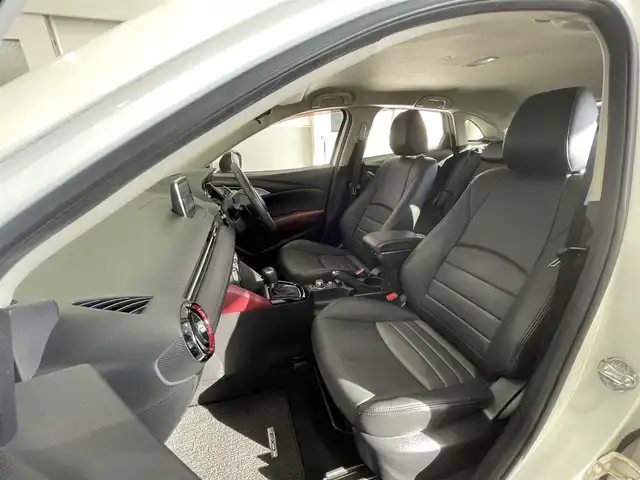 マツダ ＣＸ－３ XD ツーリング 岐阜県 2015(平27)年 5.9万km クリスタルホワイトパールマイカ ヘッドアップディスプレイ　/ブラインドスポットモニター　/ＢＯＳＥプレミアムサウンド　/ハーフレザーシート/純正ナビ（フルセグ・Ｂｌｕｅｔｏｏｔｈ・ＣＤ・ＤＶＤ）　/バックカメラ　/ＬＥＤヘッドライト　/アルミペダル　/スマートキー２/保証書/取扱説明書/ナビ取扱説明書
